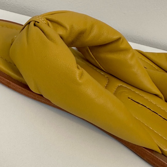 Free People Vicenza Puffy Padded Thong Sandals Summer Boho Beach 6 - Picture 6 of 14